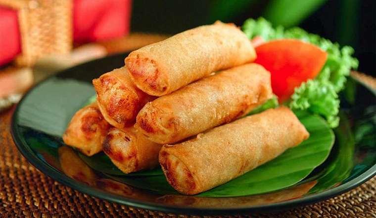 HANOI-STYLE FRIED SPRING ROLLS